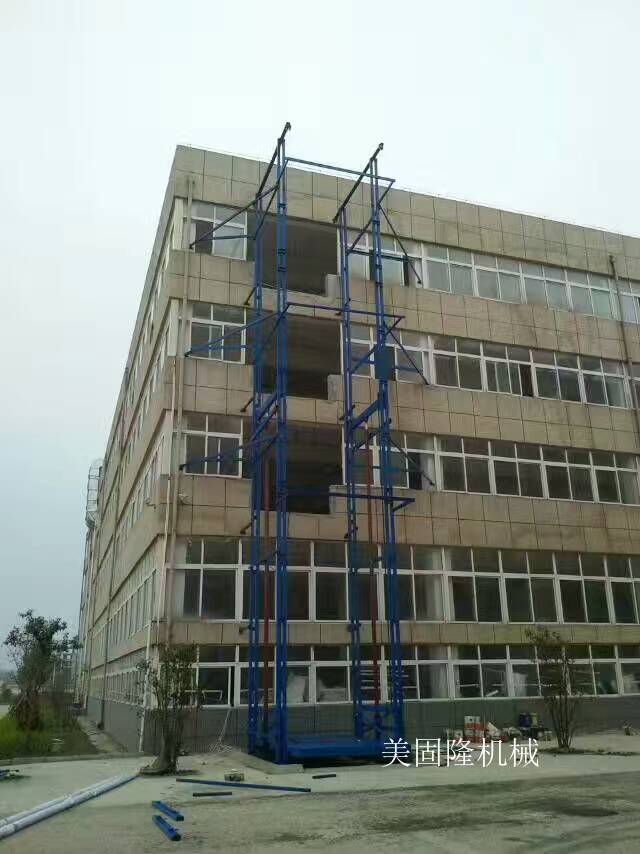 佛山室外双臂导轨式升降机厂家